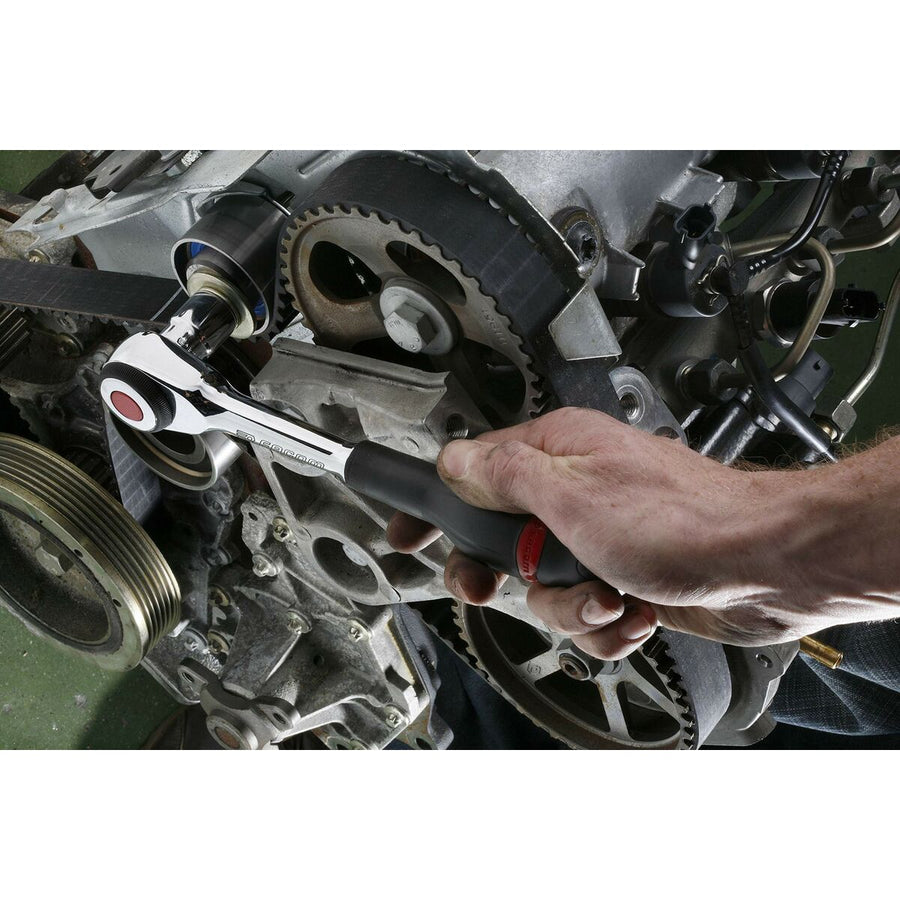 V6HD432309EAFFD6D2C698D172103D26F33R3562818P4