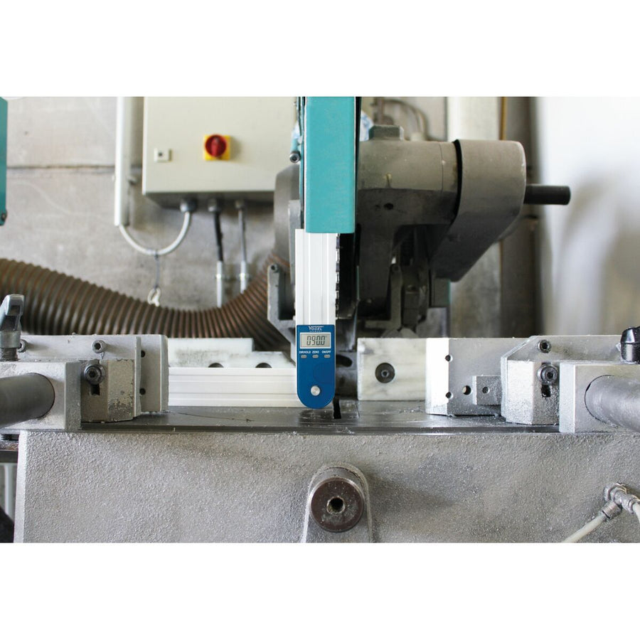 V3HCEDFEC94A08E53275ACD30142D7E40D7R6980135P4