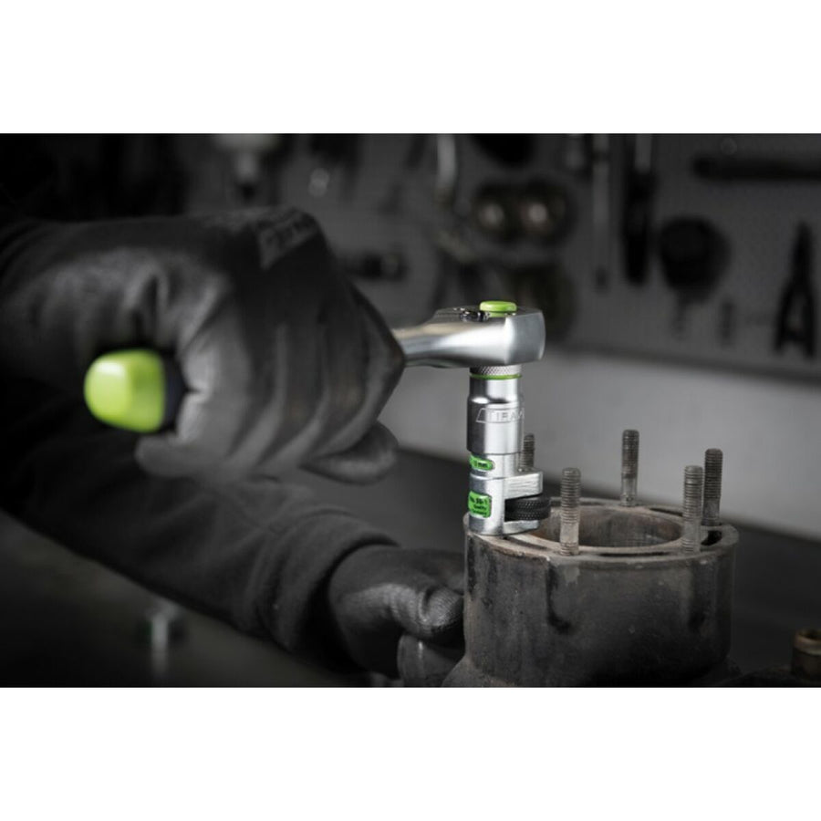 V3H478090AB701CF8D17B4107B3DA1717F4R7233650P3