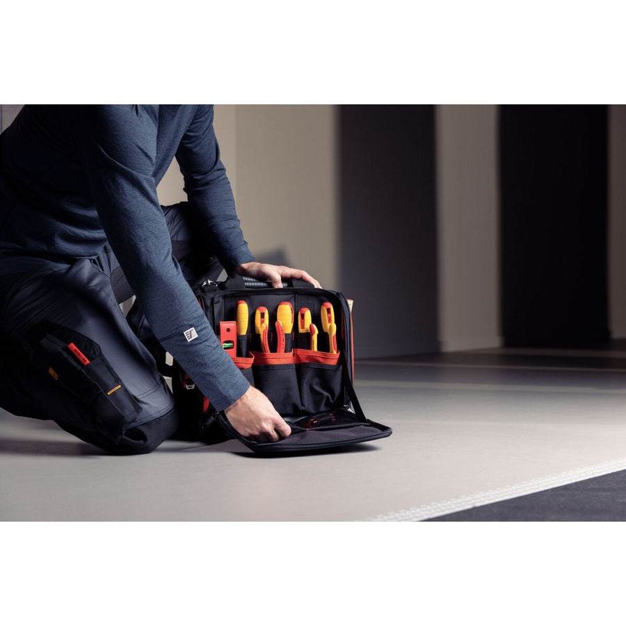 V4HED811390931C0FAB7B61461D21BE7F32R6636964P9